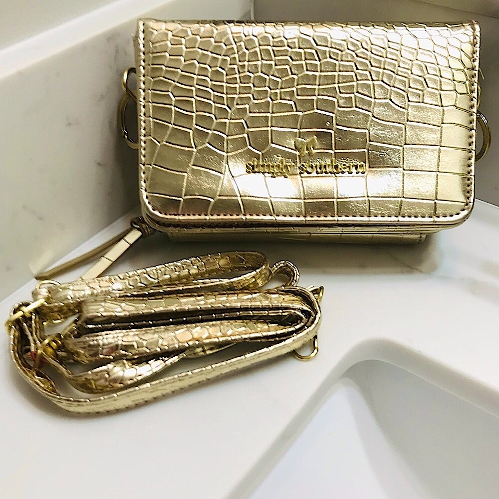 🆕🔥SIMPLY SOUTHERN SUPER CHIC&BEAUTIFUL GOLD COLORED WRISTLET AND OR CROSSBODY - Picture 2 of 14